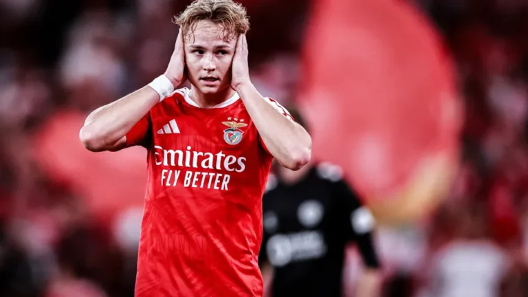 Benfica corre contra o tempo para evitar nova novela com Schjelderup