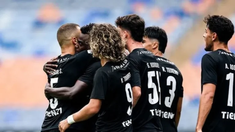 Académica segue imparável na II Liga e mantém trono com nova vitória