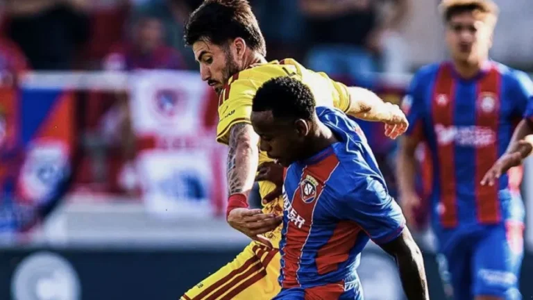 Guarda-redes Dani Rebollo segura empate para o AVS frente ao Felgueiras