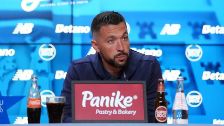 EM DIRETO: Siga a antevisão de Farioli ao Casa Pia-FC Porto