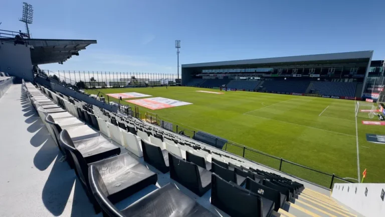 EM DIRETO: Nacional-Alverca abre sábado antes de FC Porto entrar em ação