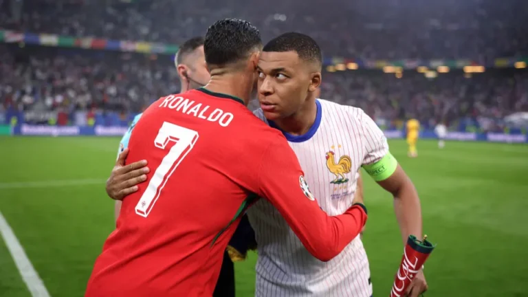 Cristiano Ronaldo? França nunca me deixará jogar até aos 41 anos