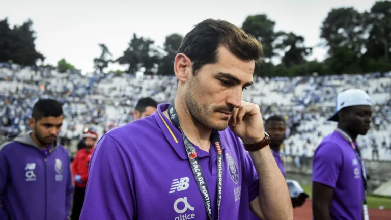 Rutura da placa ocorreu no treino do FC Porto, diz quem assistiu Casillas