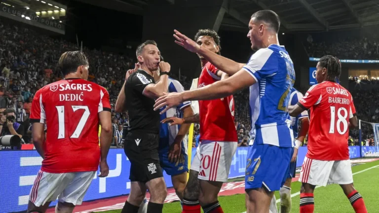 Sem golos… nem cartões. Conheça o árbitro do FC Porto-Benfica