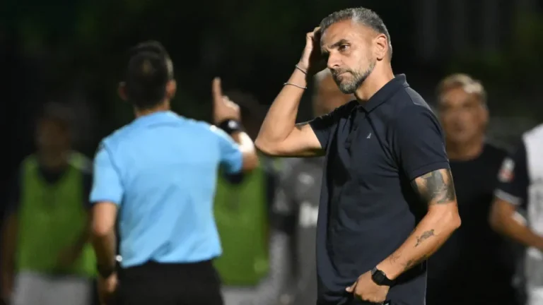 A reação de Rui Borges ao empate tardio do Sporting frente ao Famalicão
