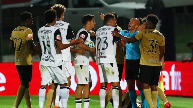 Sporting sem adjunto após crítica a Godinho. Ndoye só volta em novembro