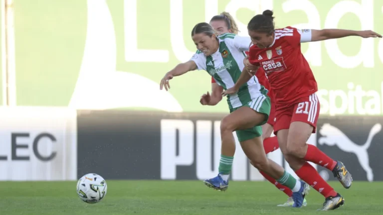 Benfica e Sporting continuam imparáveis no campeonato feminino